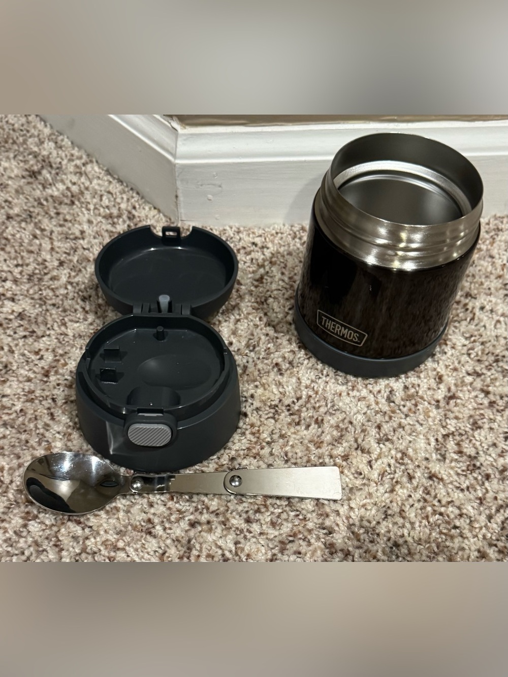 Thermos Food Container - Picture 3 of 5